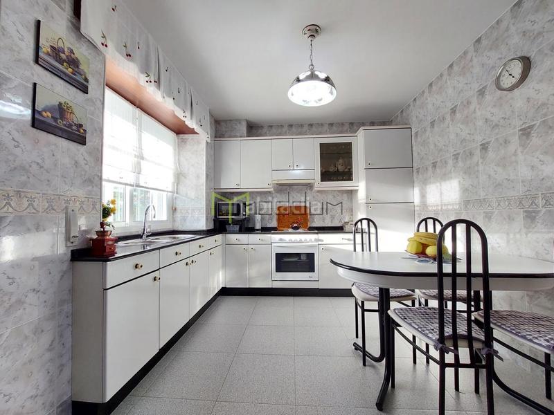 Foto 86101365-29ea-46e8-a231-583200a76201. Casa en Arzúa