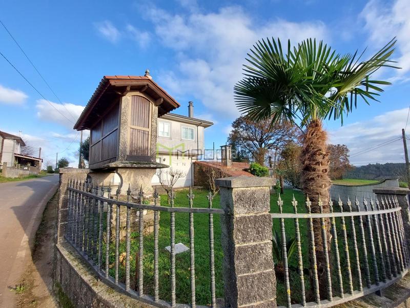 Foto 8fd95c0e-79a1-4682-82d8-7b6239a18a9f. Casa en Arzúa