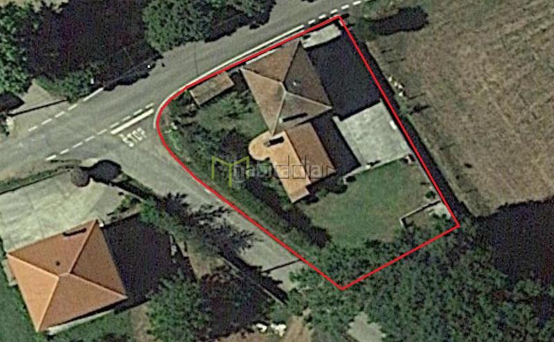 Foto c57bd68c-71ba-49d1-a4cb-ef0e2fef4e34. Casa en Arzúa