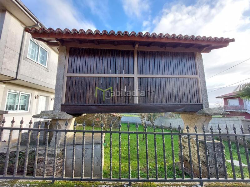 Foto d49172e8-cb8e-45f0-8b44-055252f29896. Casa en Arzúa