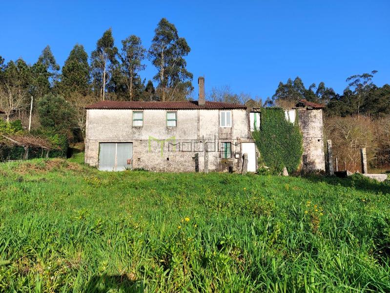 Foto e8655e2a-5809-447e-ac76-df6114664f0b. House with parking in área de Ames Ames