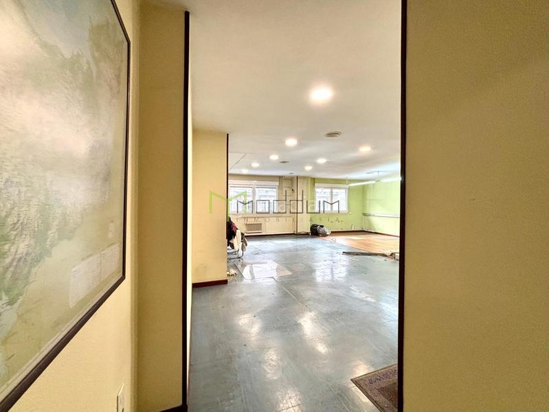 Foto f85145a1-f5e6-4146-8588-637bd863c2cc. Appartamento con riscaldamento in Ensanche - Sar Santiago de Compostela