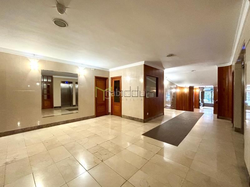 Foto c89c6f78-6c46-4ff9-8fb1-aaac5a25978d. Appartement avec chauffage dans Ensanche - Sar Santiago de Compostela