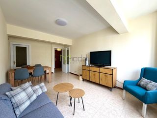 Rent Flat in Republica argentina 9