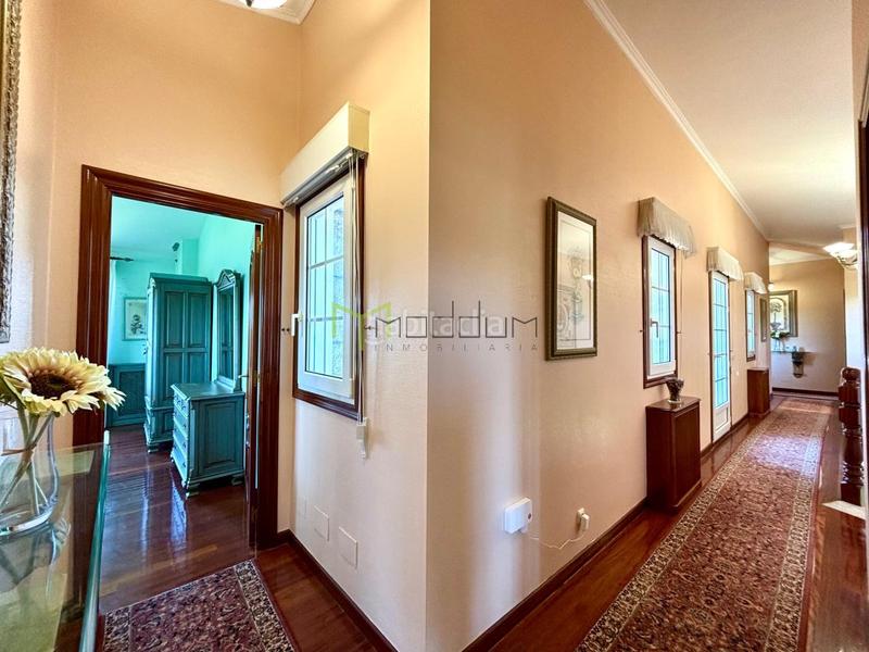 Foto 46c24f98-063d-45b3-993d-783bbd9bbd96. Chalet mit heizung parking pool in Parroquias de Santiago Santiago de Compostela