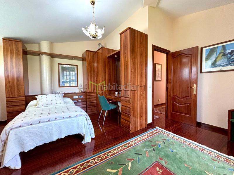 Foto 762d12c2-a182-437b-a1c4-c03ea3632162. Chalet mit heizung parking pool in Parroquias de Santiago Santiago de Compostela