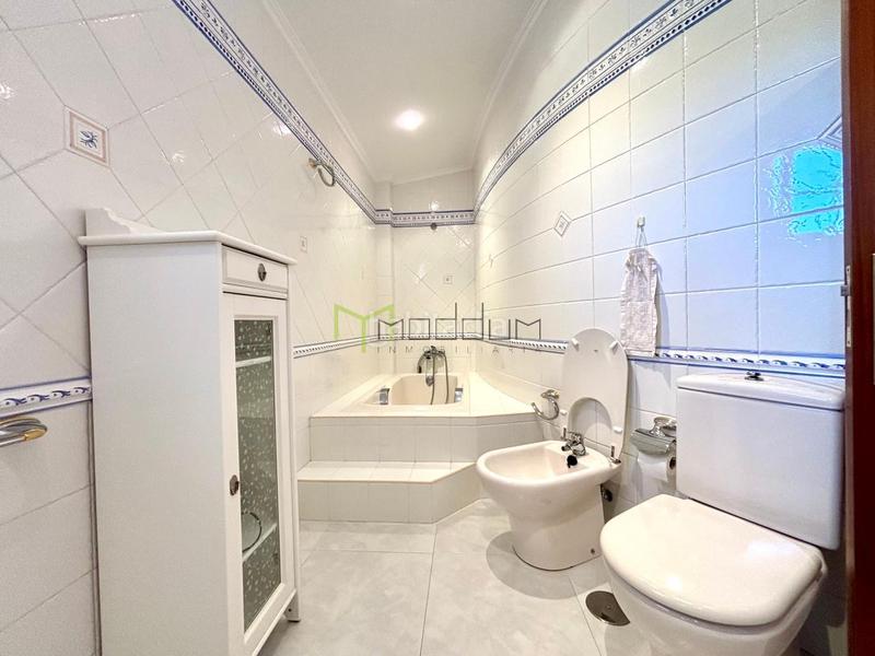 Foto 4bd460c2-6e87-4fb8-85ed-6f469cf500aa. Chalet with heating parking pool in Parroquias de Santiago Santiago de Compostela