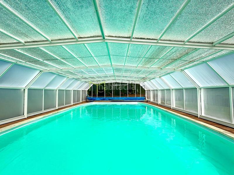 Foto ec7603e9-631c-49dd-83ae-b85f891fde91. Chalet con riscaldamento parcheggio piscina in Parroquias de Santiago Santiago de Compostela