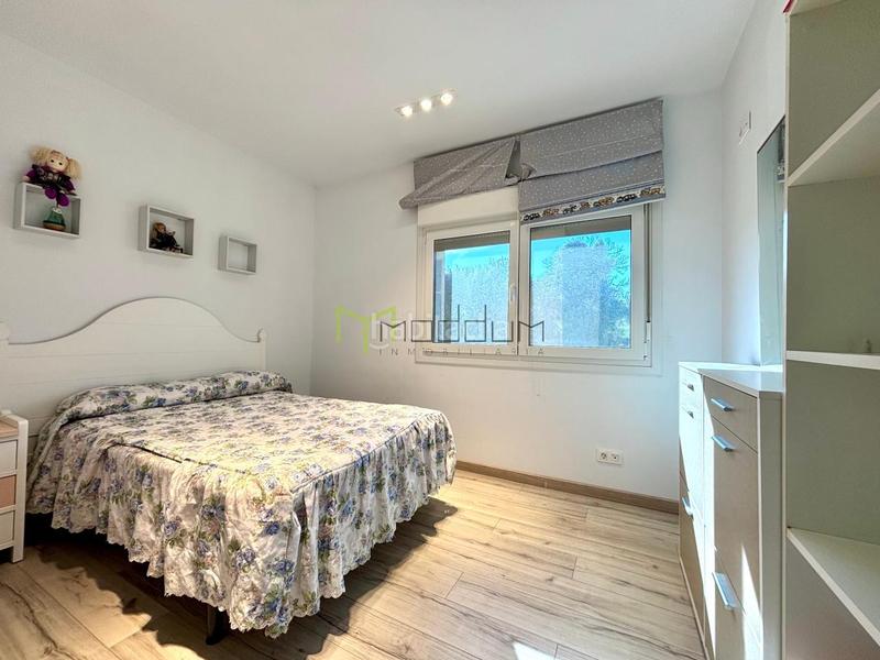 Foto 0129c0df-a5e3-4fa6-8511-0acef1dfc988. Chalet con riscaldamento parcheggio in Parroquias de Santiago Santiago de Compostela