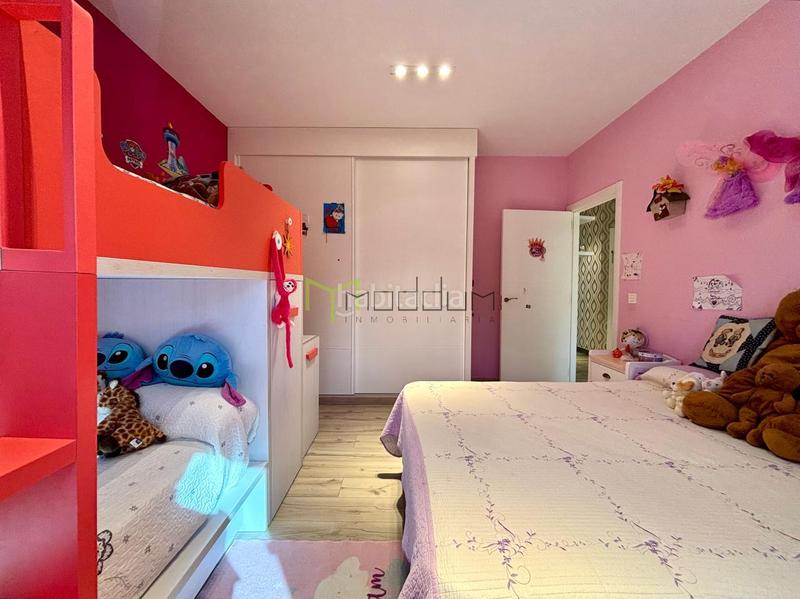 Foto 6450f937-1031-40b4-afc8-0161680e6a25. Chalet con riscaldamento parcheggio in Parroquias de Santiago Santiago de Compostela