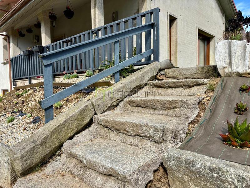 Foto ee3e4bde-3b56-4892-a732-48e0535be112. Chalet con riscaldamento parcheggio in Parroquias de Santiago Santiago de Compostela