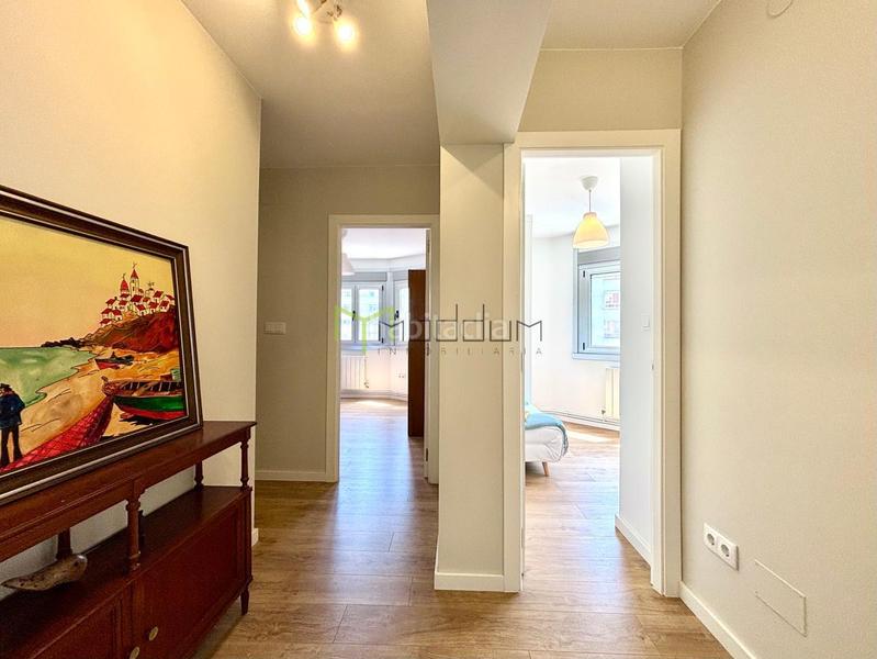 Foto 5e1ad88a-d8d5-4d6a-a668-15bf8102e96a. Flat with heating parking in Los Castros - Castrillón Coruña (A)
