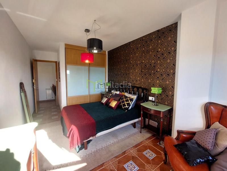 Foto 4890ac3b-17c0-4ebc-9a53-9f47f73d229c. Appartamento con riscaldamento parcheggio in Castiñeiriño - Cruceiro de Sar Santiago de Compostela