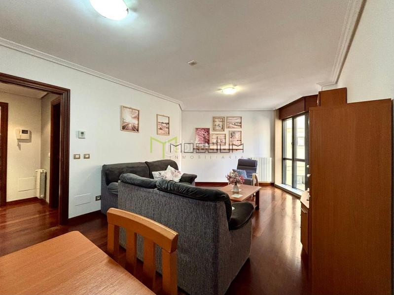 Foto 39e3997f-7df9-4d1e-9eef-7a9d85768e98. Location appartement avec chauffage parking dans O Milladoiro Ames