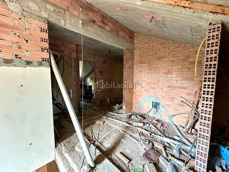 Foto 13515fd0-3b84-4643-84e9-caf591eb9c38. Casa amb aparcament a Bugallido Ames