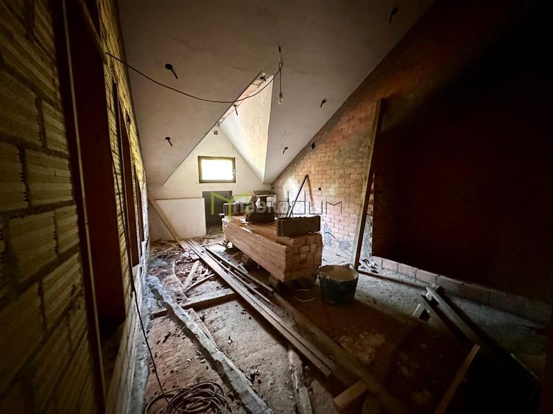 Foto 73125979-3624-4063-8719-2758a59ed1f1. Casa amb aparcament a Bugallido Ames