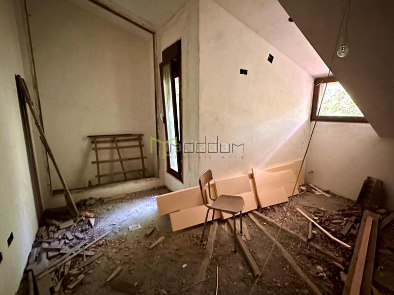 Foto bba9c88e-f562-4b89-b36a-1d630775ffed. Casa amb aparcament a Bugallido Ames