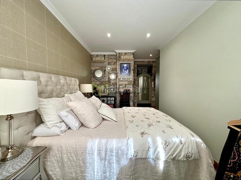 Foto 2381fb9d-b215-456b-9180-de9ac8e04217. Ático en Castiñeiriño - Cruceiro de Sar Santiago de Compostela