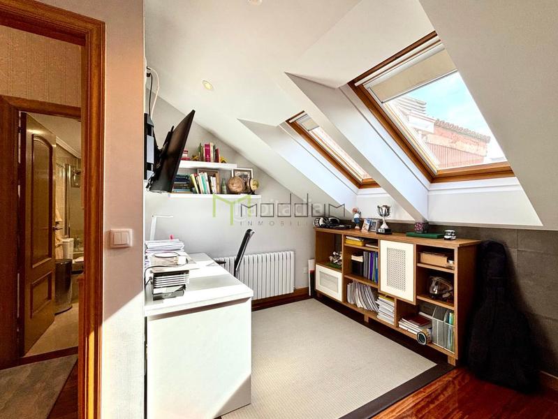 Foto 4d072643-e213-4f9d-b9a0-d9aea48dd73e. Ático en Castiñeiriño - Cruceiro de Sar Santiago de Compostela