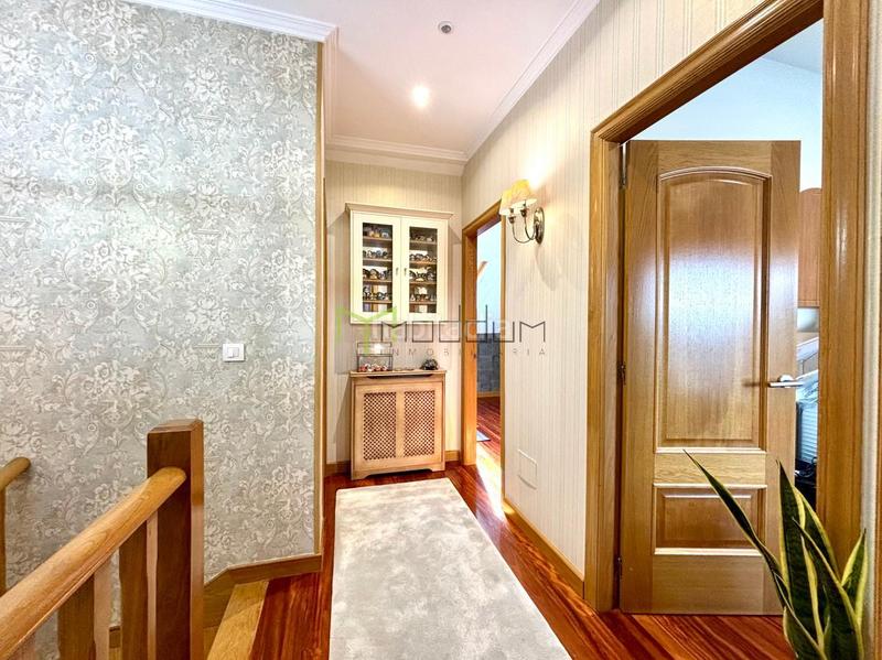 Foto 1df25ec9-1861-4fc3-aae1-ead62dc0c754. Attique avec chauffage parking dans Castiñeiriño - Cruceiro de Sar Santiago de Compostela