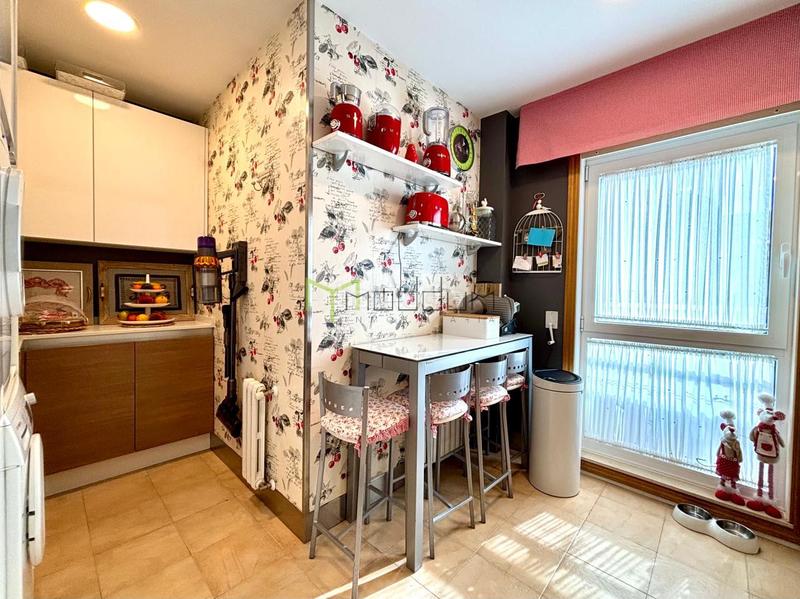 Foto 2a280ce9-eb17-43c3-a009-a22559e44158. Attique avec chauffage parking dans Castiñeiriño - Cruceiro de Sar Santiago de Compostela