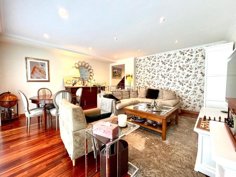 Foto 43658dda-bb69-4802-be0d-a5bb9525dc5a. Attique avec chauffage parking dans Castiñeiriño - Cruceiro de Sar Santiago de Compostela