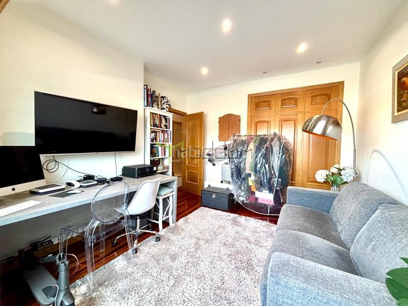 Foto f178371f-9986-417a-a00b-d79c869b3c72. Attique avec chauffage parking dans Castiñeiriño - Cruceiro de Sar Santiago de Compostela