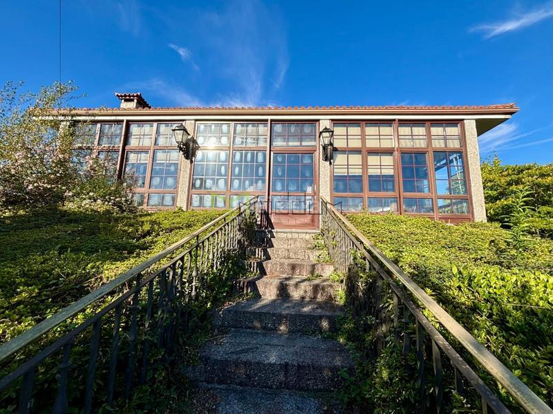 Foto 28bd6fdf-5cb4-4cef-8645-0ef6204341f3. Chalet with heating parking in Teo