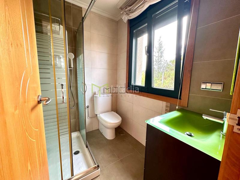 Foto 398cbb44-b4e2-4690-b97a-0dc6d21d5421. House with heating parking in Bertamirans Ames