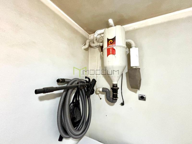 Foto 63c54c7c-5615-4c68-8ee5-f055835c14d0. House with heating parking in Bertamirans Ames