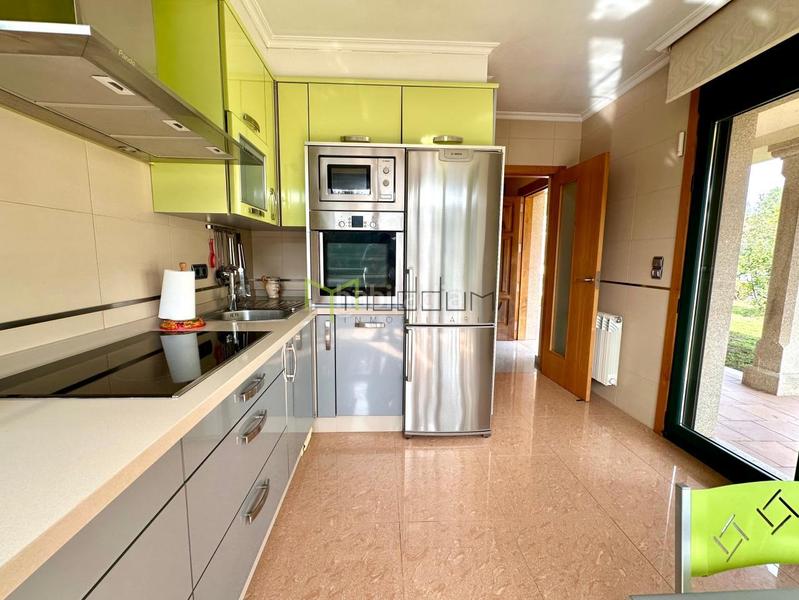 Foto 75e0655b-b49d-462e-880b-173f8a99809e. House with heating parking in Bertamirans Ames