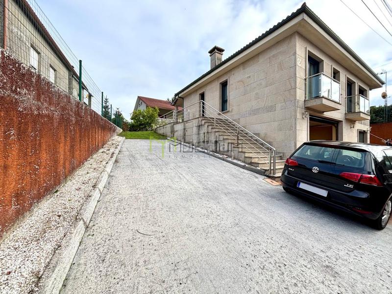 Foto 249bdf39-09f4-47bf-92a1-140205876321. Maison avec chauffage parking dans Bertamirans Ames