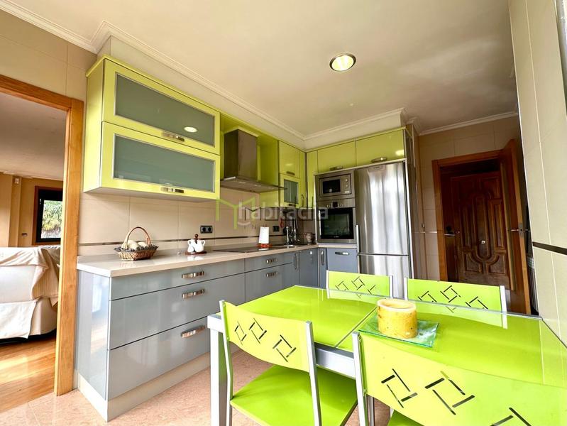 Foto 76bb368d-8992-43cc-aabc-a697229db48c. Maison avec chauffage parking dans Bertamirans Ames