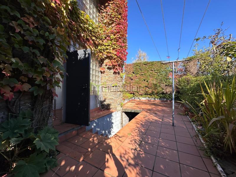 Foto 008118f2-c2d0-4886-94bd-4e25e82ef0f0. Chalet en lugar buceleiras 56 en Bugallido Ames