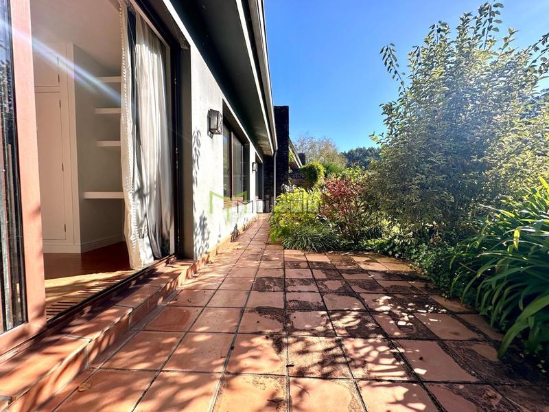 Foto 283a3d82-d5b1-443c-9a10-a20c6da0ab2e. Chalet en lugar buceleiras 56 en Bugallido Ames