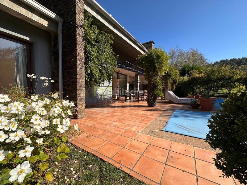 Foto c8341969-fe91-486a-affa-9e10ffe3b782. Chalet in lugar buceleiras 56 in Bugallido Ames