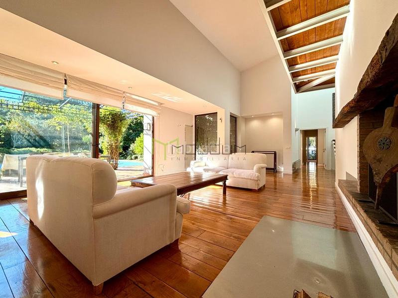 Foto 3a0a4db5-affc-4af6-8e7f-ec89b5808a26. Chalet dans lugar buceleiras 56 dans Bugallido Ames