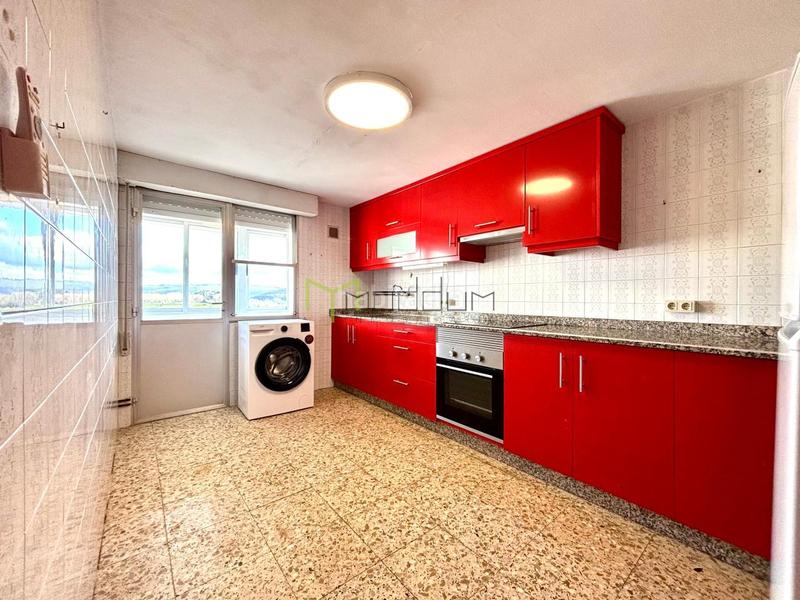 Foto 8d64c866-16ec-4dae-9fd8-2c4119597ac8. Affitto appartamento in Campus Norte - San Caetano Santiago de Compostela