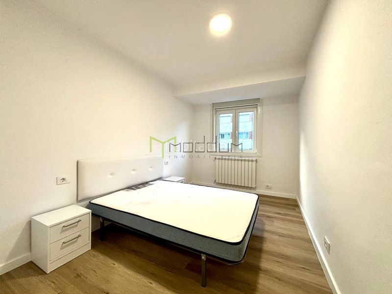 Foto 50f62076-9d9e-42e9-9553-7dbc1c06e93e. Rent flat with heating in O Milladoiro Ames