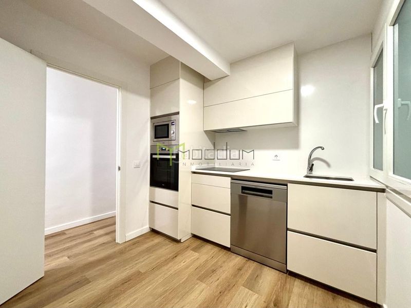 Foto 8081918d-9ce0-4e81-a458-915ada320fdd. Rent flat with heating in O Milladoiro Ames