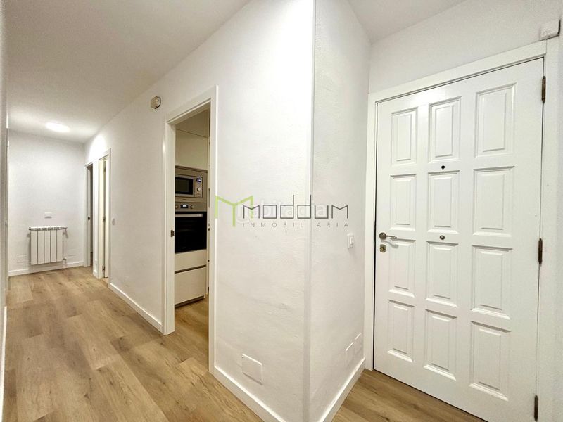 Foto d997ca6e-6092-4394-b894-764b1511177f. Rent flat with heating in O Milladoiro Ames
