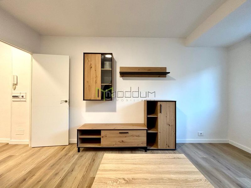 Foto ff4ffa98-0607-442d-a427-2428a7979cdb. Rent flat with heating in O Milladoiro Ames