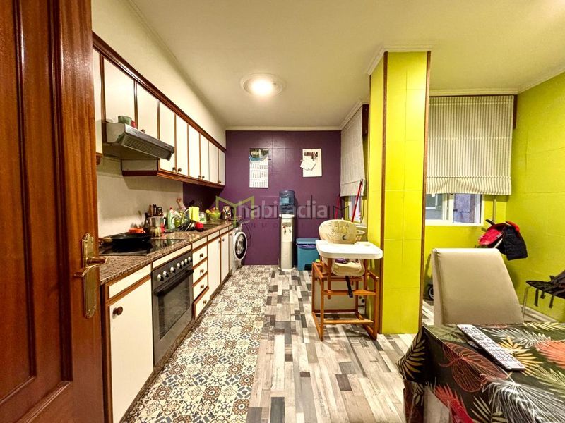 Foto 4122d599-f450-4346-8bac-1ba1f1670a91. Flat with heating parking in O Milladoiro Ames