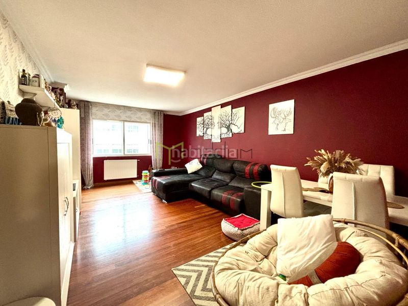 Foto 5973e9be-07f8-42cd-baa5-918e17d0c584. Flat with heating parking in O Milladoiro Ames