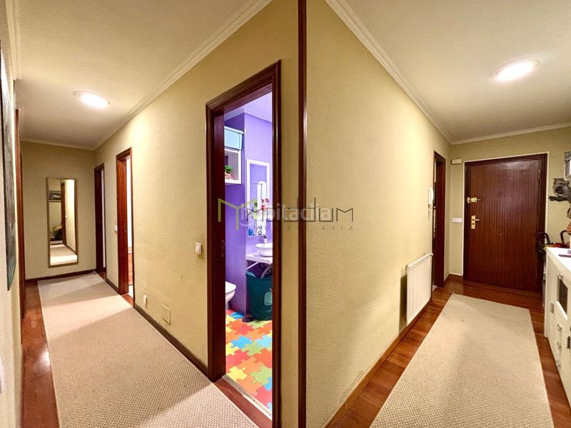 Foto 5d4d8c0a-9212-4a30-8811-702c16f59606. Flat with heating parking in O Milladoiro Ames