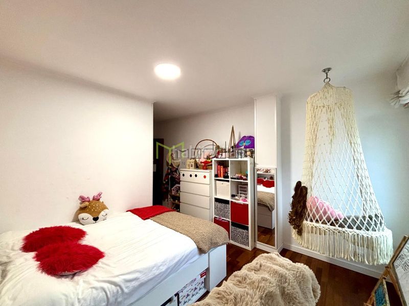 Foto e6ddecf7-579b-4625-9920-8f75da9772d6. Flat with heating parking in O Milladoiro Ames