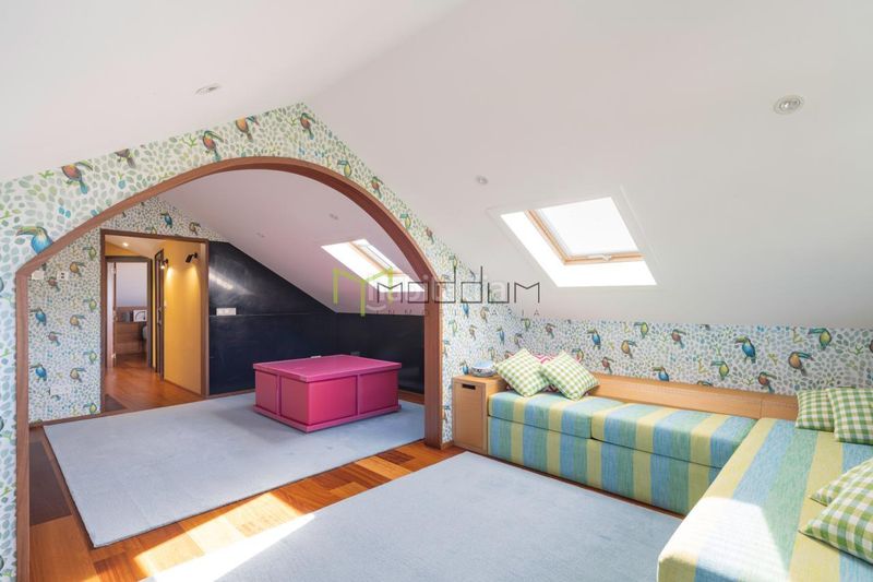 Foto 9fa40141-1357-4d07-9561-043451015e9a. Casa amb calefacció aparcament a Bueu
