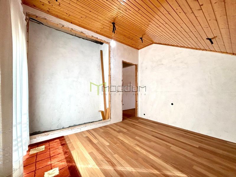 Foto 01dd9b0d-2a31-40ee-927c-b77c03605b7f. Casa amb calefacció aparcament a Bertamirans Ames