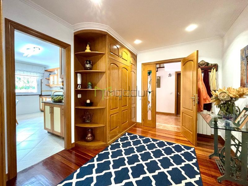 Foto 18215da6-9253-46a1-ae19-adec27b8969c. Casa amb calefacció aparcament a Bertamirans Ames