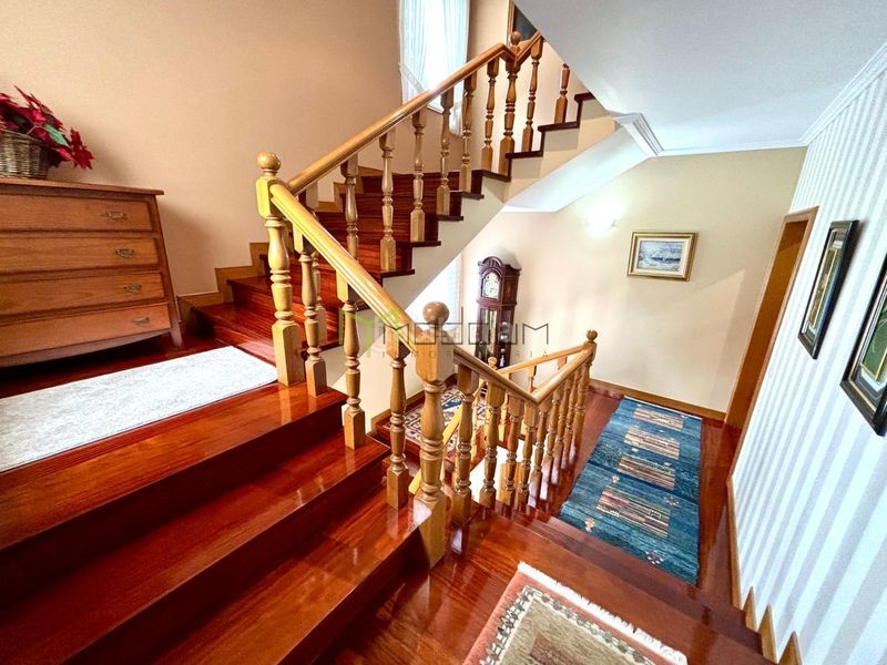 Foto 26efdd87-b16b-47d4-b877-9dc3eaa111d9. Casa amb calefacció aparcament a Bertamirans Ames